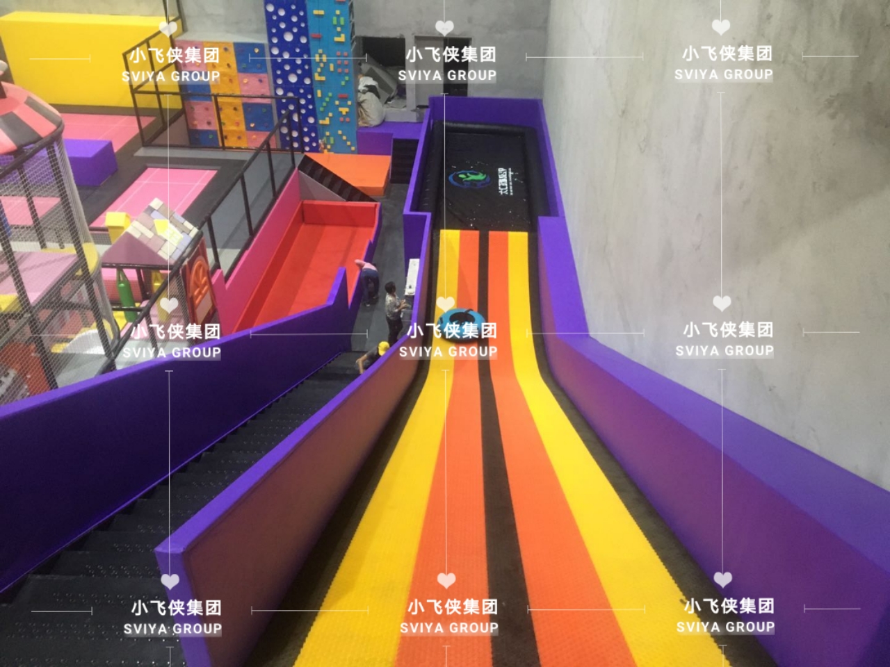 小飛俠集團
